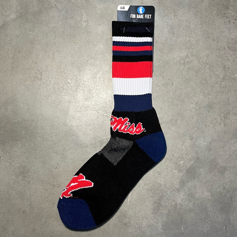 Men's NCAA Ole Miss Rebels Crew Socks For Bare Feet Size Large‎ 10-13 NWT